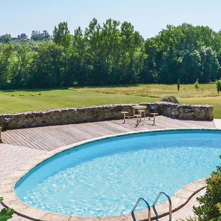 1 Bedroom Amazing In Ferienhaus Eymet