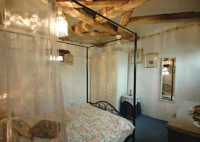 1 Bedroom Amazing Home In Eymet Eymet